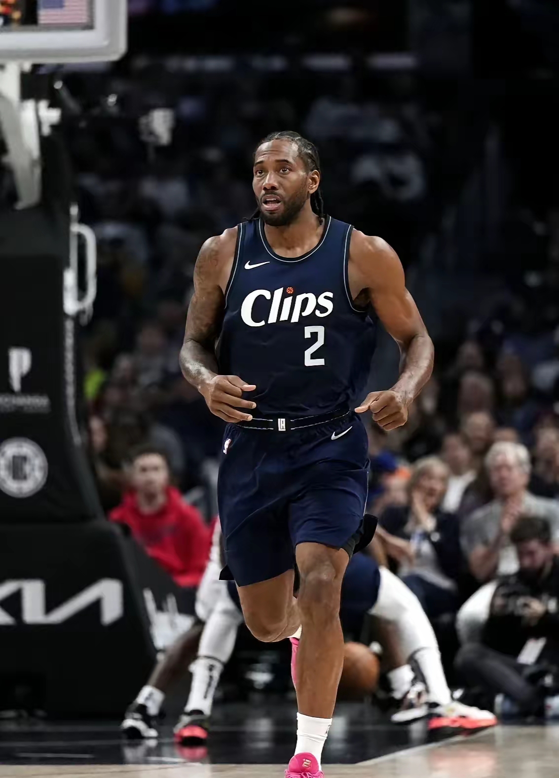 TA分析3-5-2阵型：从翼卫驱动到双锋美学，弱队逆袭制胜之道（TA解读3-5-2：由翼卫驱动到双前锋之美，弱旅逆袭的取胜之道）