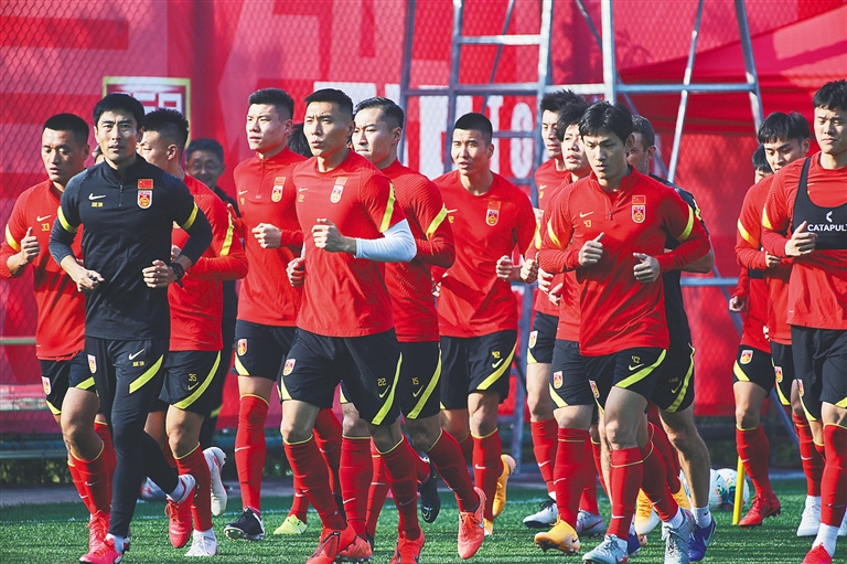 德凯特拉雷：我已迎来在亚特兰大最佳状态；我们不比切尔西差（德凯特拉雷：我在亚特兰大已达巅峰，我们不逊色于切尔西）