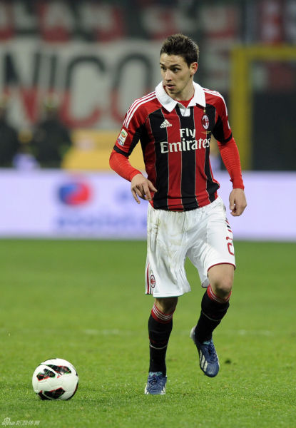 萨内：我会好好表现让纳帅不得不带我上世界杯；孔帕尼是领袖（萨内：用出色发挥让纳帅无法不带我征战世界杯；孔帕尼是球队领袖）