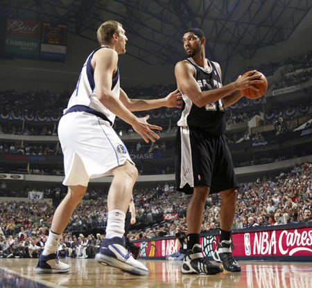 队史传奇！破坏者将为四冠王阿伯克罗姆比举办球衣退役仪式（致敬队魂！破坏者将为四冠王阿伯克罗姆比举行球衣退役仪式）