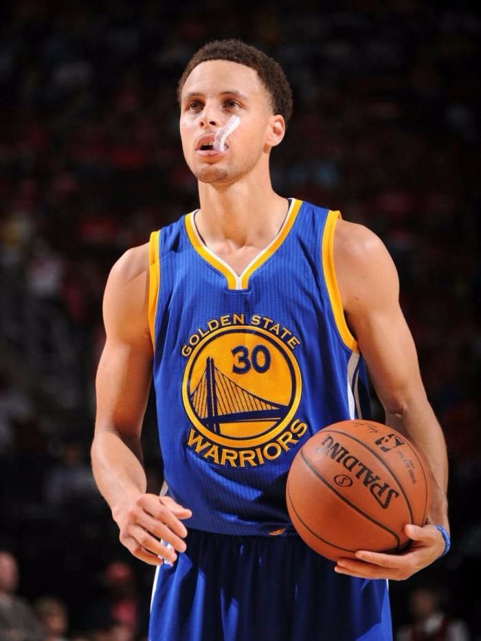 阿斯：马斯坦托诺耻骨恢复良好，五个月里一直忍痛踢球（阿斯：马斯坦托诺耻骨伤势恢复顺利，已带伤坚持五个月）