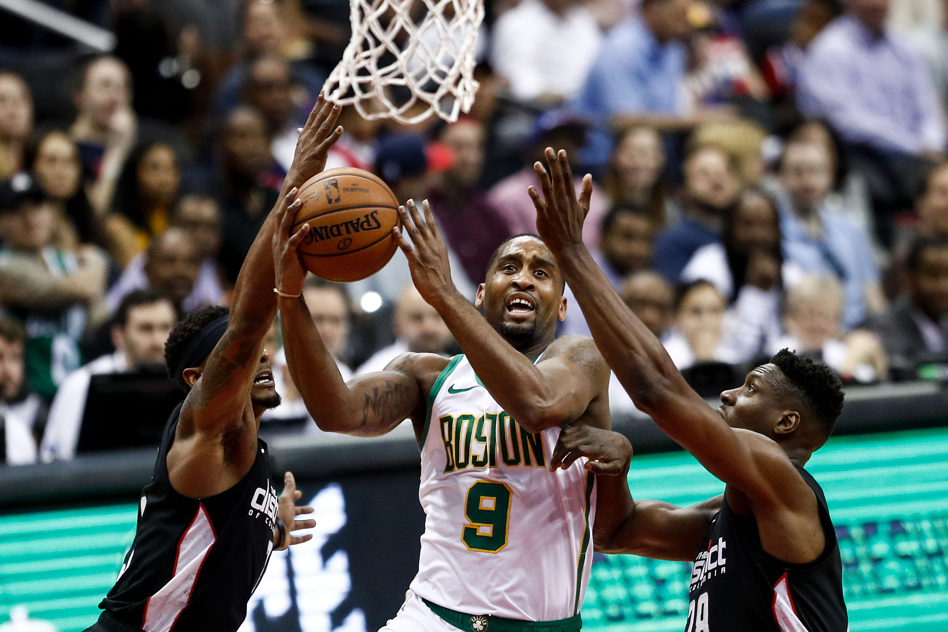 图拉姆：我还在恢复状态；萨拉赫？利物浦有很多人能改变比赛（图拉姆：仍在找回状态；萨拉赫并非唯一，利物浦多人可改变战局）