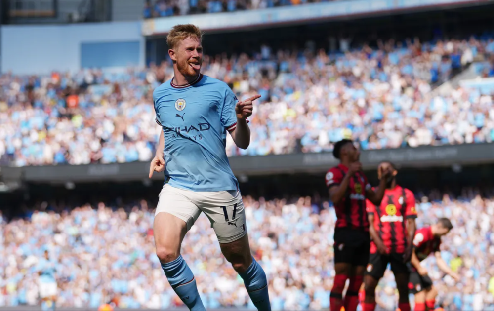 历年中超金靴：武磊34球傲视群雄，法比奥28球独享本赛季金靴（历届中超金靴盘点：武磊34球一骑绝尘，法比奥28球问鼎本季金靴）